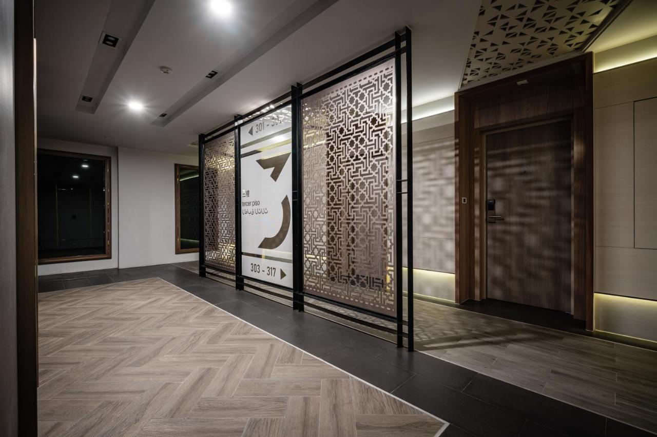 VIX Bangkok at Victory Monument Hotel Bagian luar foto
