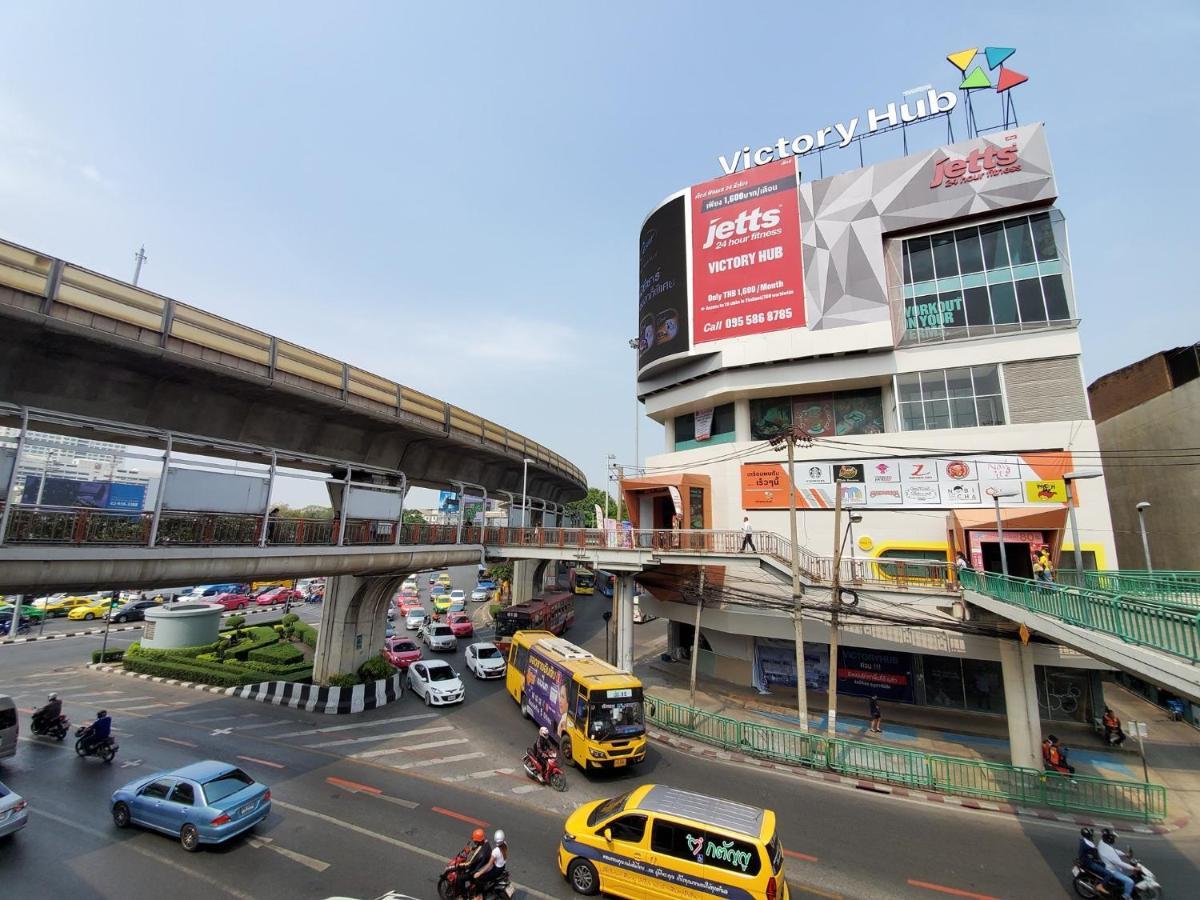 VIX Bangkok at Victory Monument Hotel Bagian luar foto